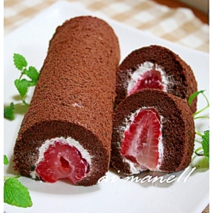 ハーフサイズのココア苺ロールケーキ レシピ 作り方 By Mane11 楽天レシピ ハーフサイズのココア苺ロールケーキ レシピ 作り方 By Mane11 楽天レシピ